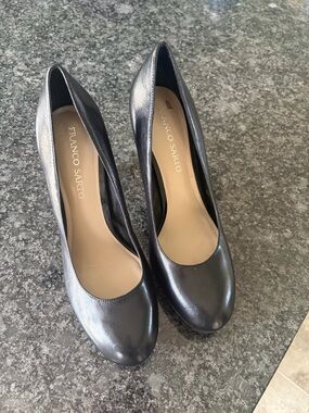 Franco Sarto Black Leather Classic Round Toe Pumps High Heels 10